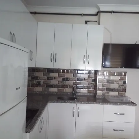 Aparthotel Mira Rezidans *